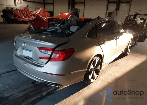 2018 Honda Accord Touring из США, поврежденный, VIN 1HGCV1F96JA097079